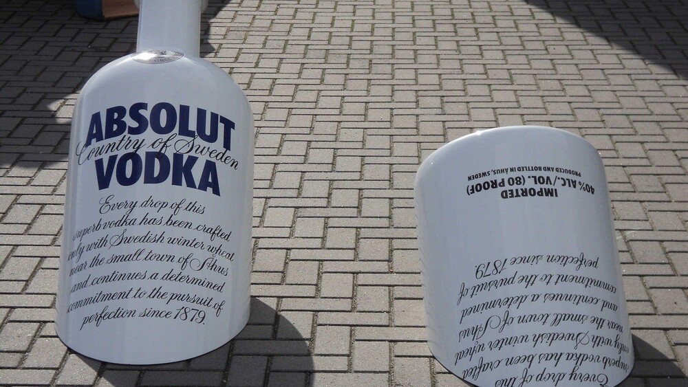 foto Solid blowup Vodka bottle