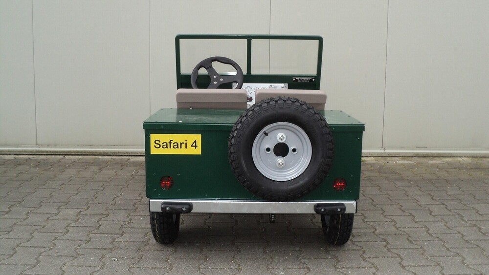 Mini terreinwagen, jeep. Blowups ontwikkelde 10 mini jeeps van prototype tot en met productie voor Minisafariworld.