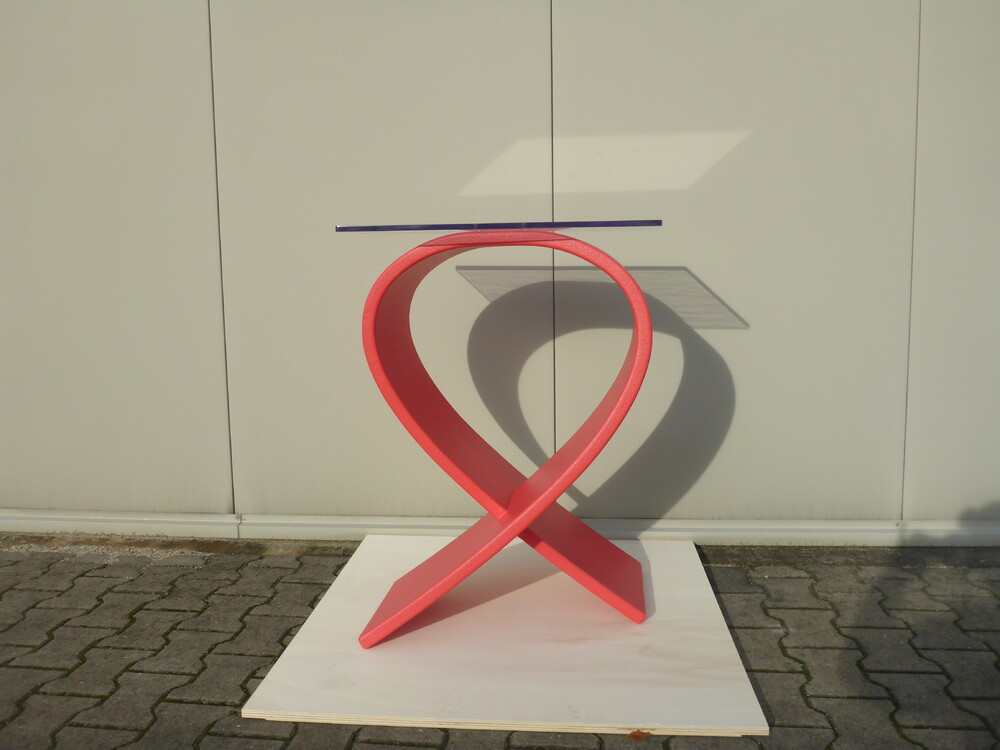 foto Red Ribbon - Logo shaped table 