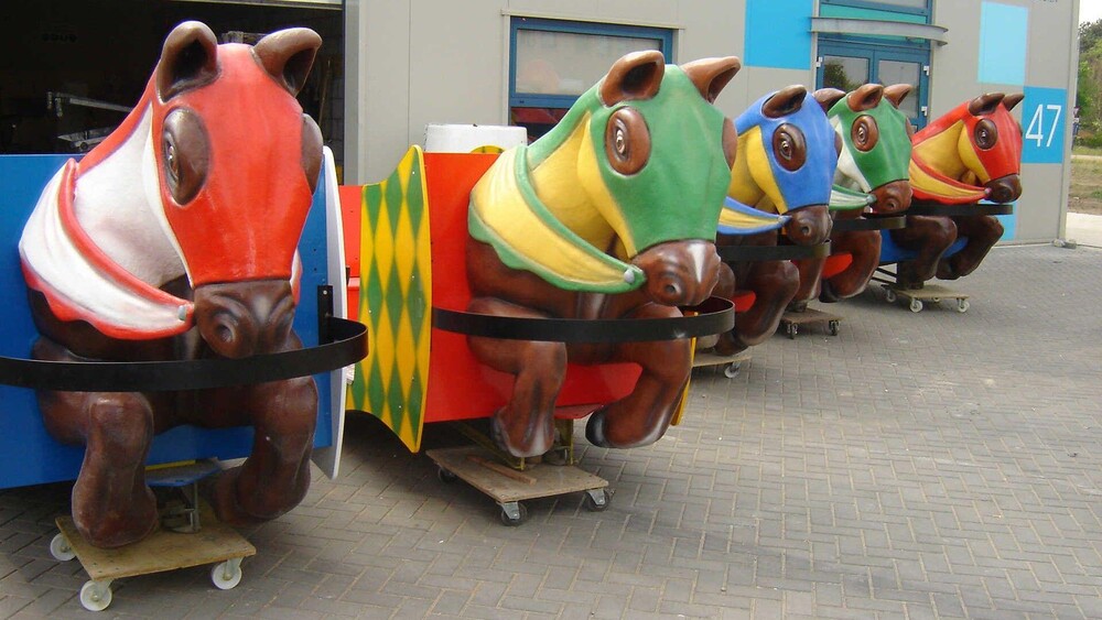 foto 3D horses for theme park Land Van Ooit 