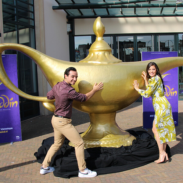 Große Aladin Wunderlampe