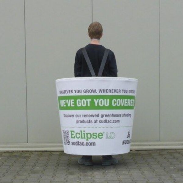 Walking advertisement Eclipse Sudlac