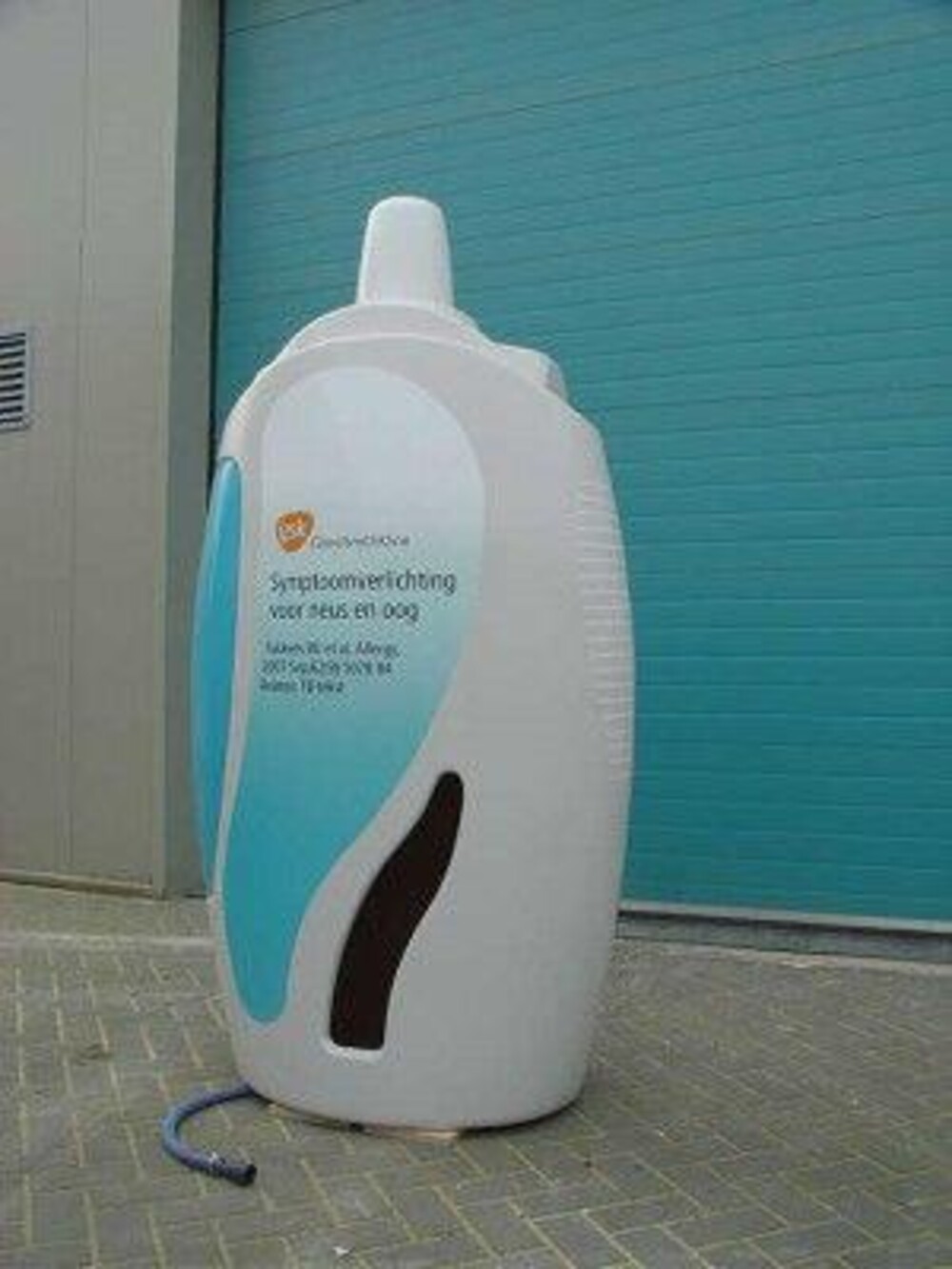 Blow Ups - In opdracht van GSK maakte Blowups een vergroot object van de Avamys Neusspray