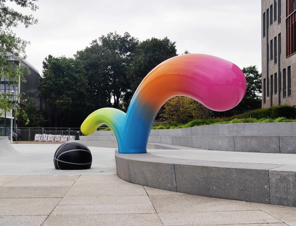 foto Bounce sculpture by Ruben Sanchez