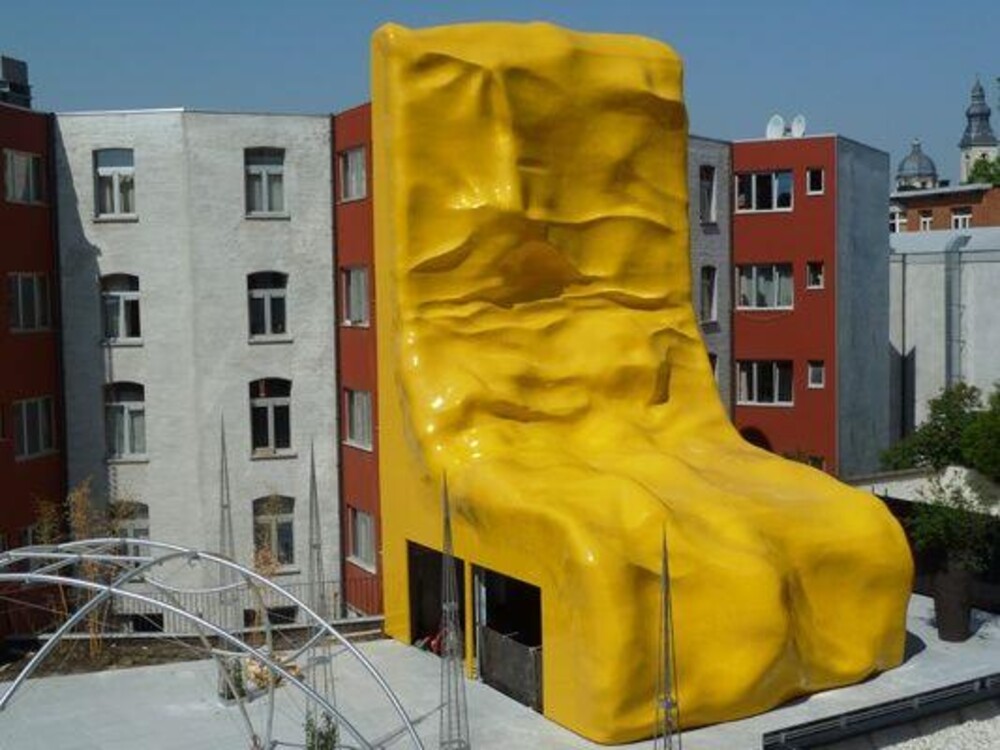 Blowups produced this huge sculpture for artist Nick Ervinck 