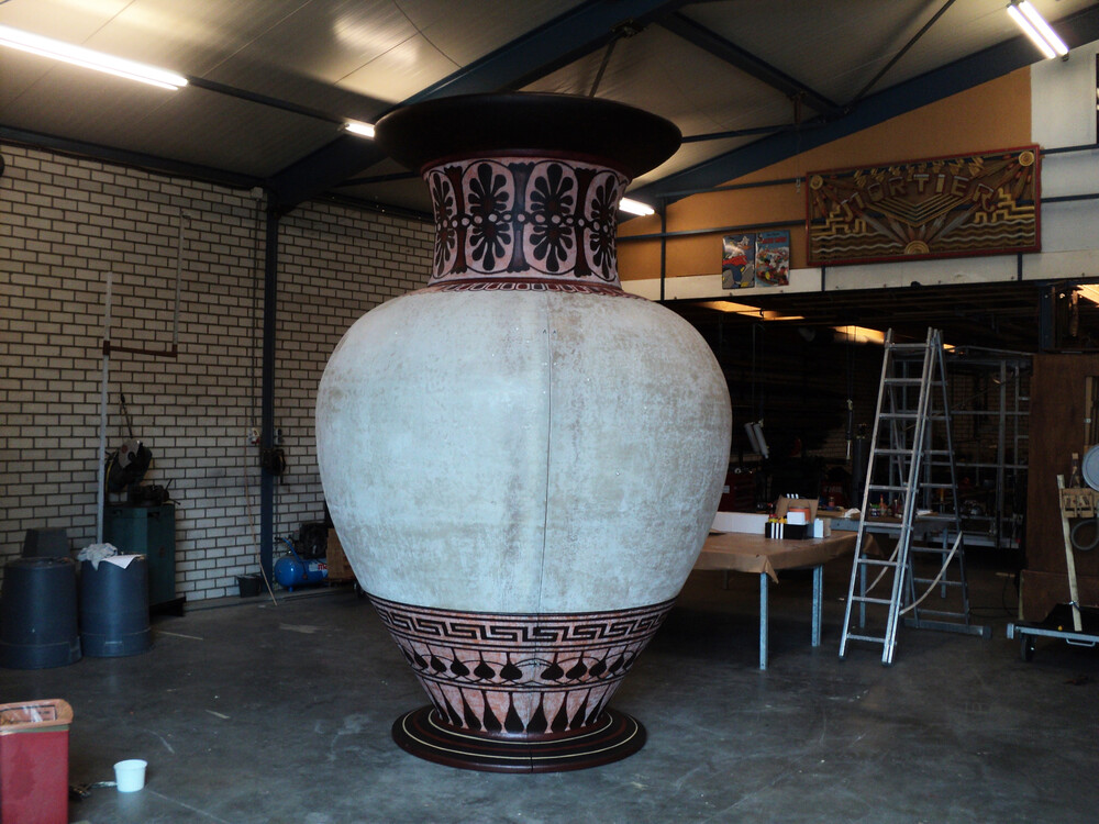 Olympic vase gemaakt in opdracht van Hypsos.