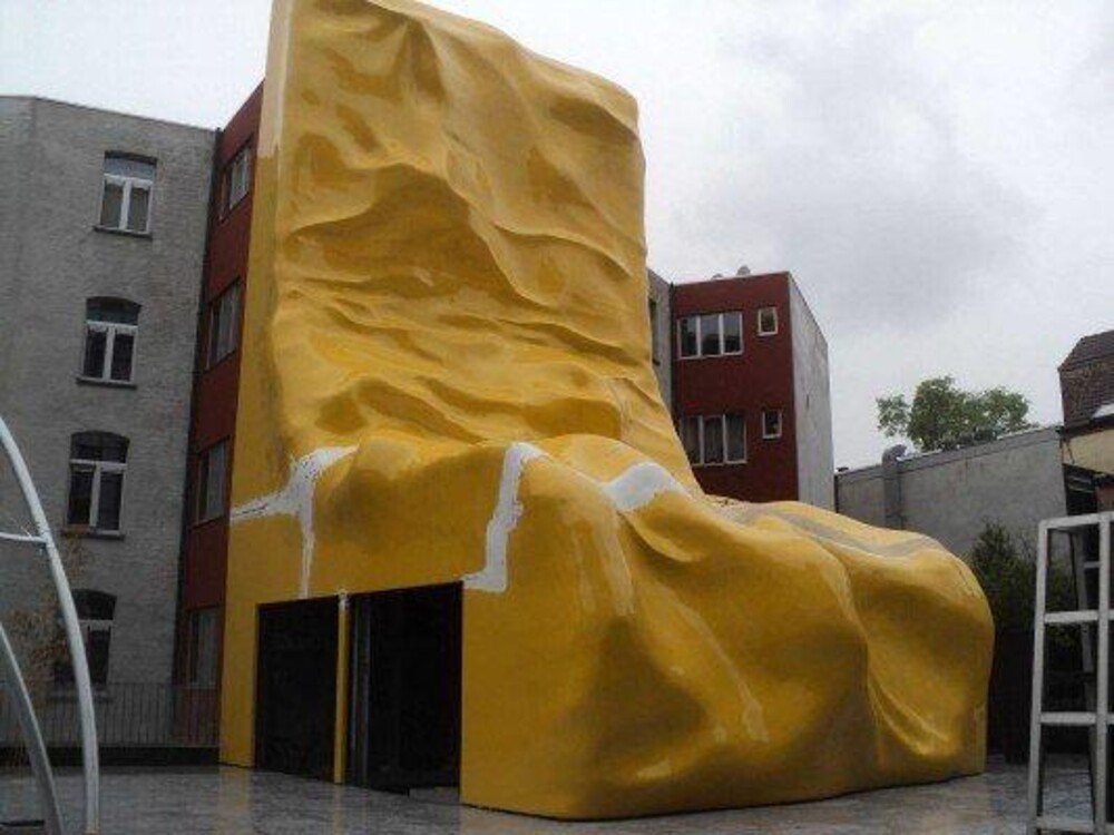 Blowups produced this huge sculpture for artist Nick Ervinck 