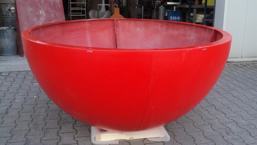 Een grote polyester loopbal voor Join The Parade van Compagnie With Balls,