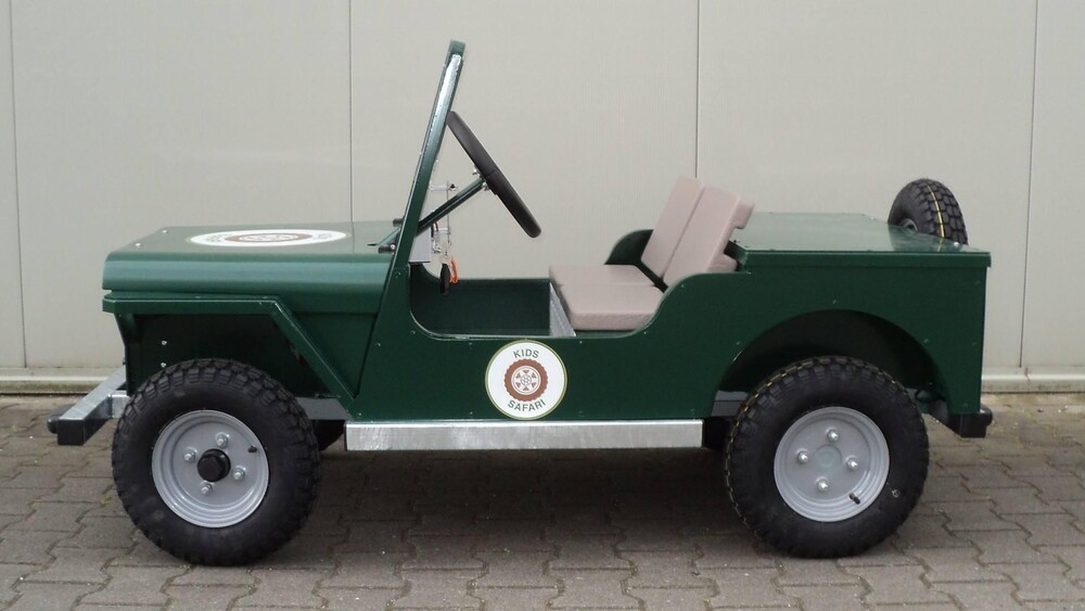 foto Mini replica jeeps for kids