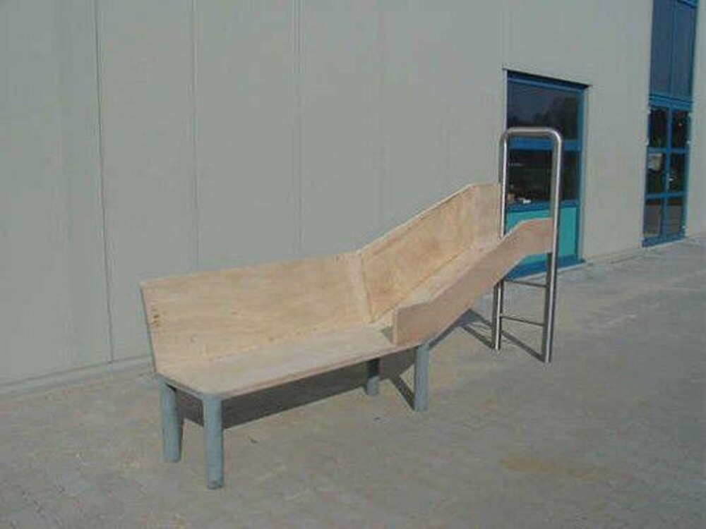 Straatmeubilair - Blowups maakte in voor Leonie Janssen meubilair in de openbare ruimte.