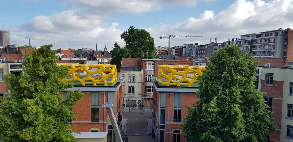 foto WARSUBEC Kunststoff skulptur