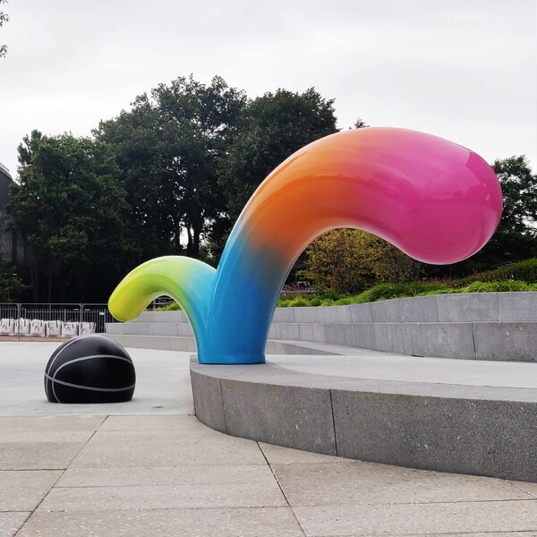Bounce sculpture by Ruben Sanchez