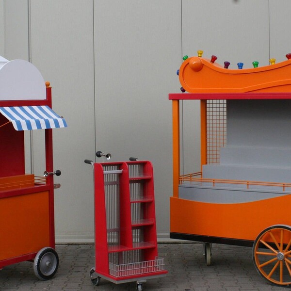 Kidzania trolley